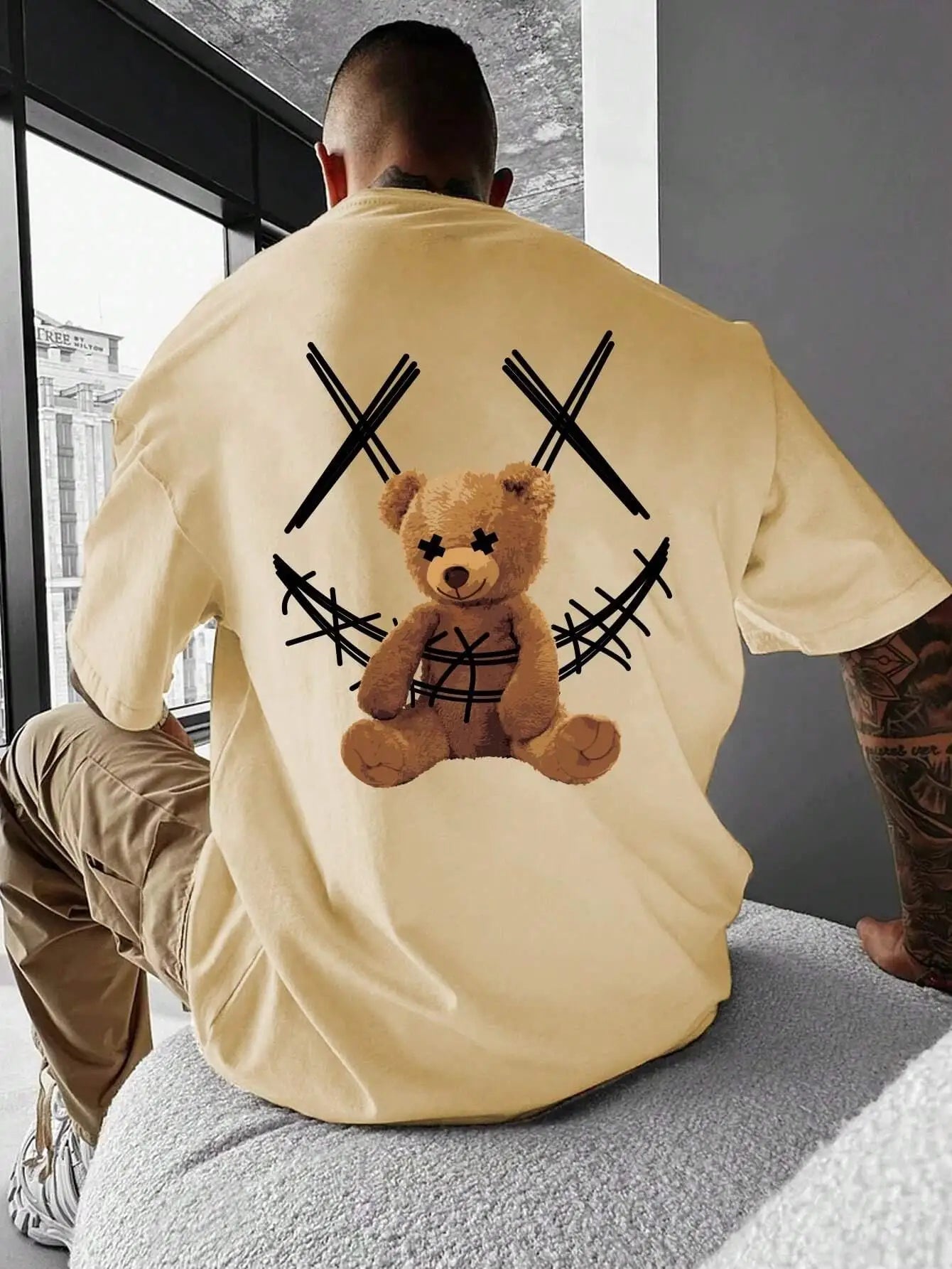 Trapped Brown Bear Pattern Printed Men's T Shirt Round Neck Loose Tops Breathable Comfortable Casual Oversized Women Clothing