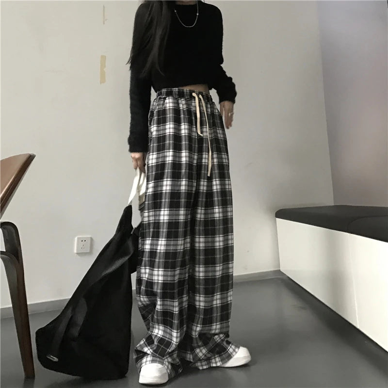 Oversize Women Sweatpants Fashion Black Plaid Casual Pants Baggy Elastic Waist Pockets Student Unisex Hip Hop Loose Trousers